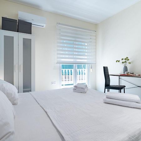 Awesome Apartment เอเธนส์ ภายนอก รูปภาพ