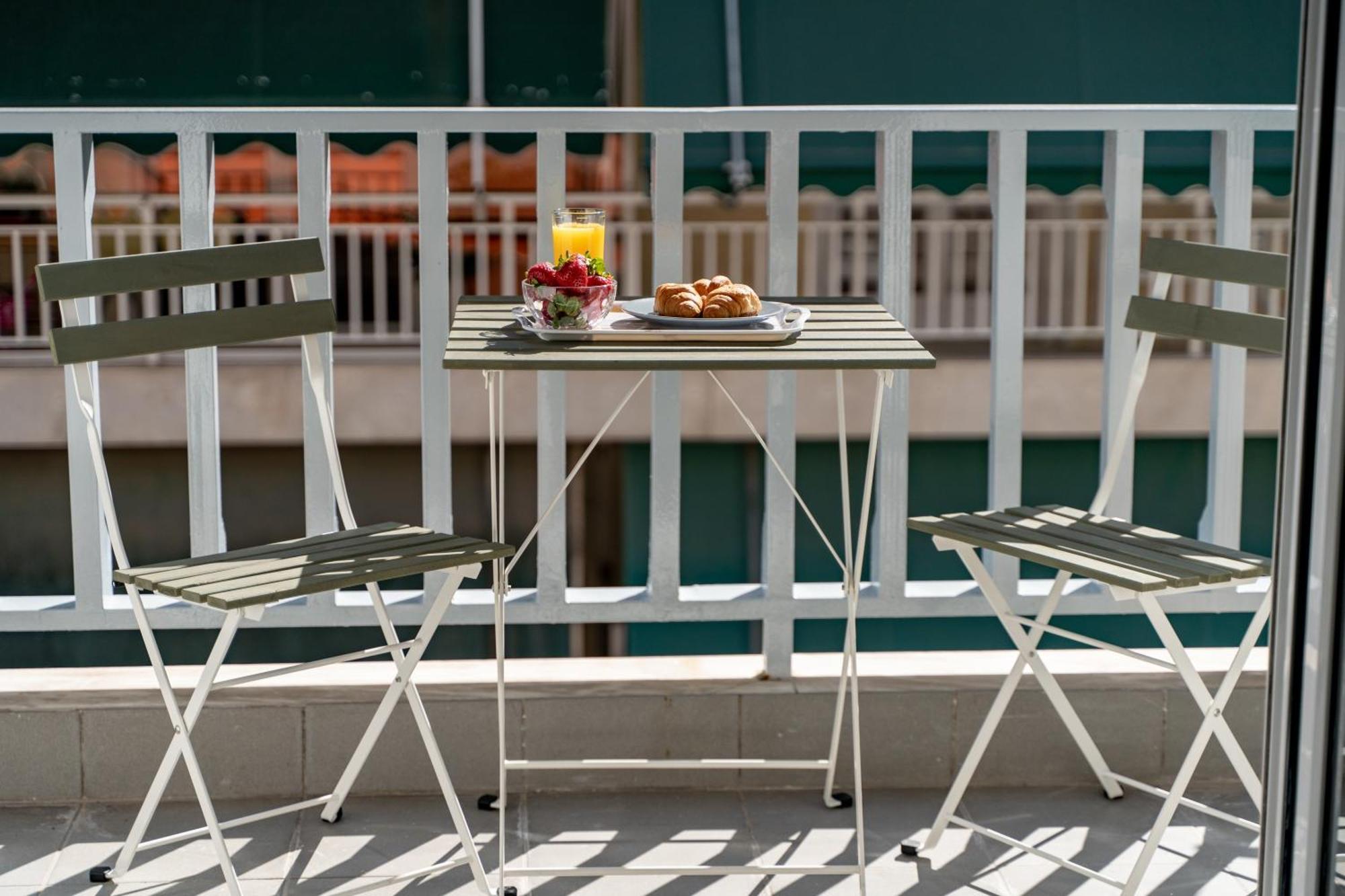 Awesome Apartment เอเธนส์ ภายนอก รูปภาพ